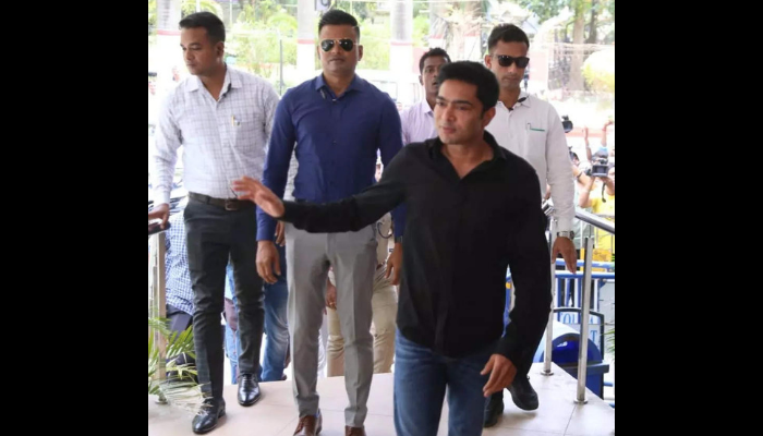 Abhishek Banerjee arrives at the Nizam Palace!