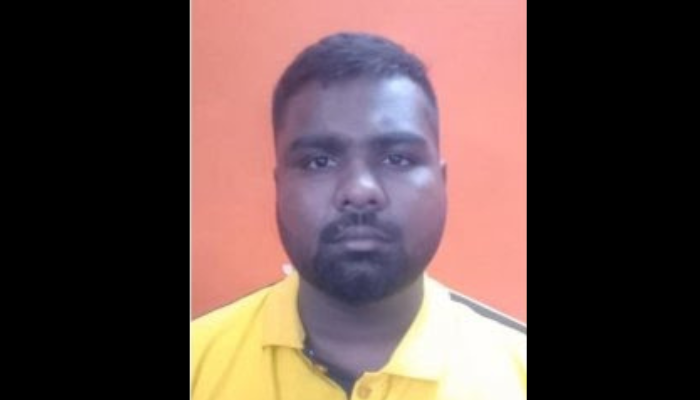 Auto driver stabs man over ride fare, later arrested!